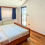 Stunning Apartment In Nova Vas Apartment Porec