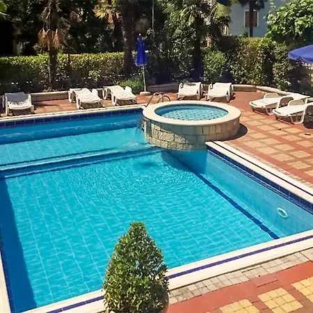 Apartment 2 Bedroom Amazing In