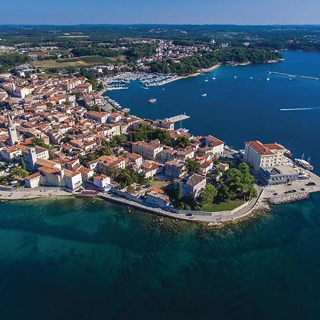 2 Bedroom Amazing In Porec