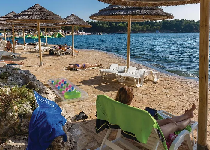 Awesome In Nova Vas With Wifi Appartement Poreč