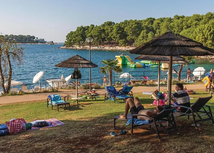 Appartement Awesome In Nova Vas With Wifi Poreč